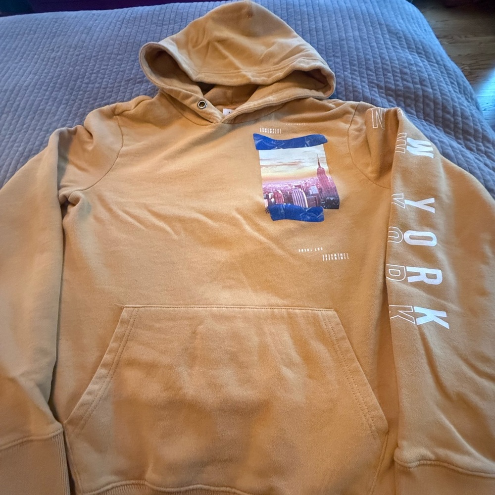 Men's GoldHoodie w/ NYC Design